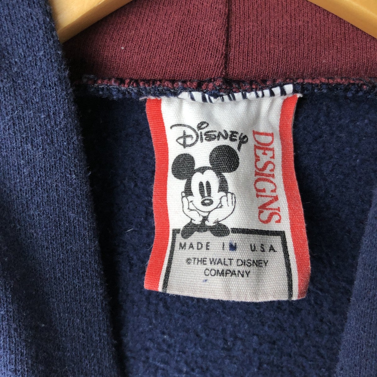 古着 90年代 MICKEY&amp;CO. DISNEY ディズニー MICKEY MOUSE ミッキーマウス おすわり キャラクター スウェットプルオーバーパーカー レディースL相当 ヴィンテージ/eaa635543 古着 90年代 MICKEY&CO. DISNEY ディズニー MICKEY MOUSE ミッキー