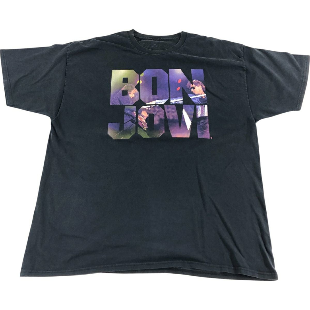 古着 BON JOVI ボンジョヴィ バンドTシャツ バンT メンズXL相当