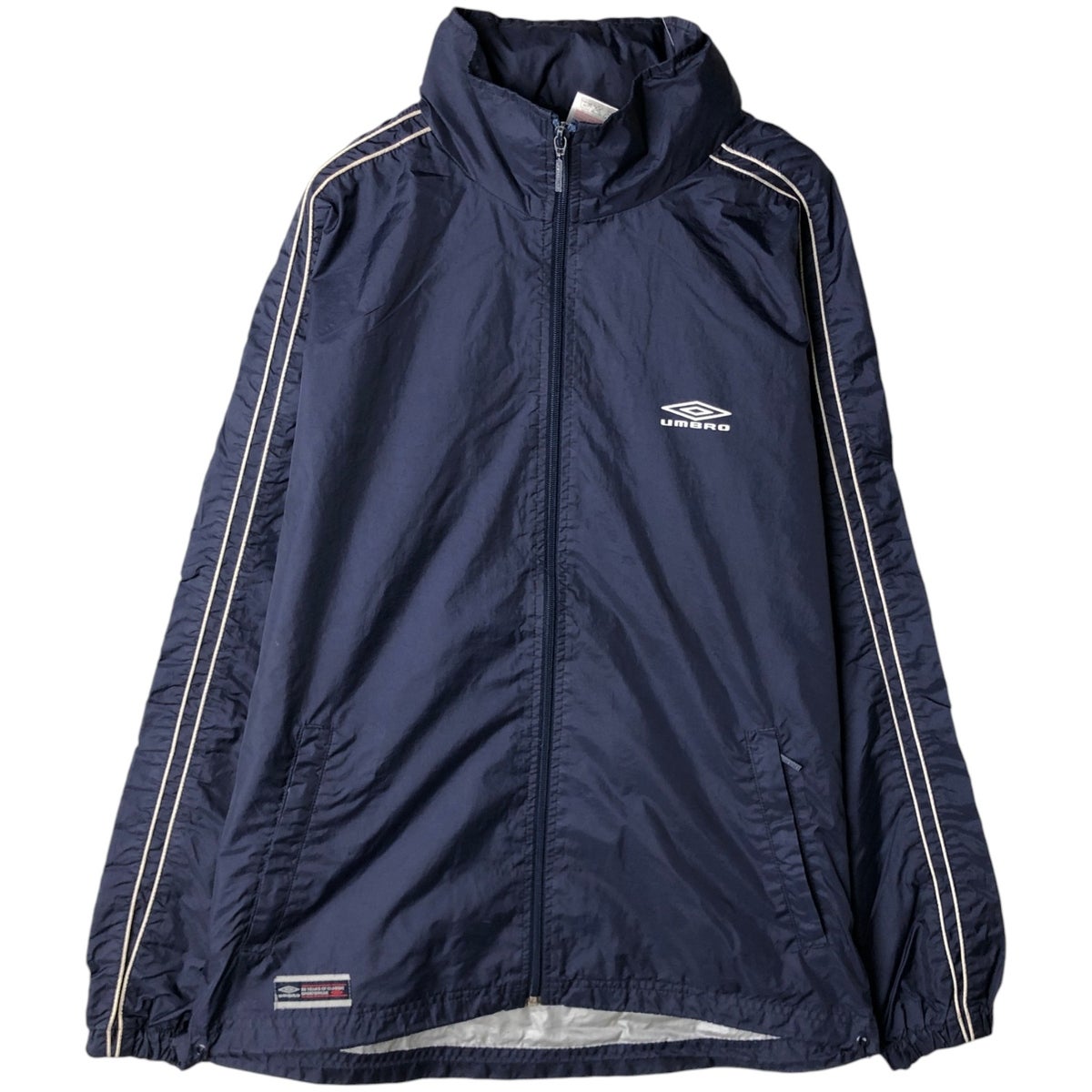 umbro スコットランド　ヴィンテージ　ナイロンジャケット　送料込み　古着 古着 90～00年代 アンブロ UMBRO ナイロンジャケット メンズS相当