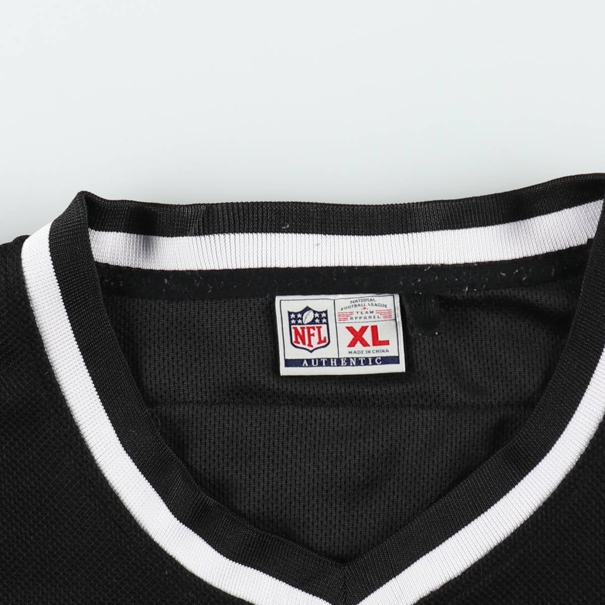 古着 NFL LAS VEGAS RAIDERS ラスベガスレイダース メッシュ Vネック