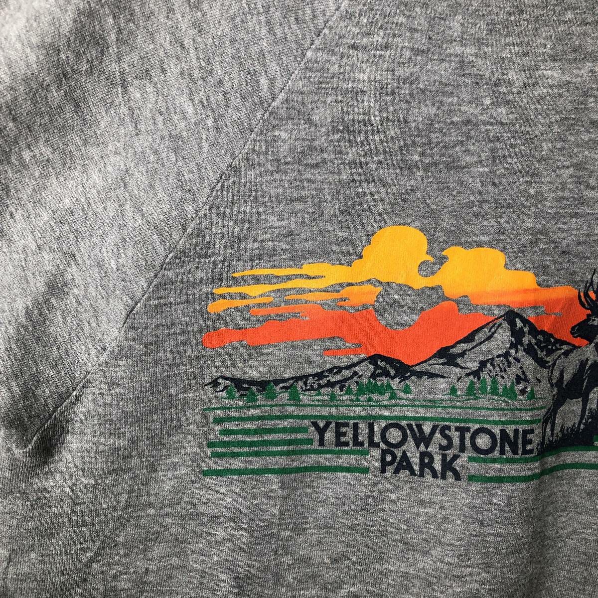 古着 70～80年代 sportswear トナカイ柄 プリントスウェットシャツ