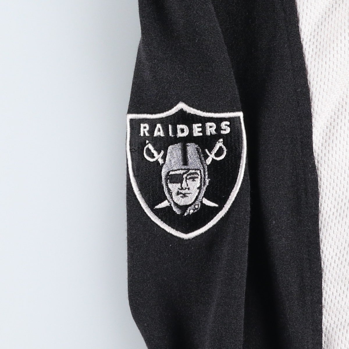 古着 NFL LAS VEGAS RAIDERS ラスベガスレイダース Vネック 長袖