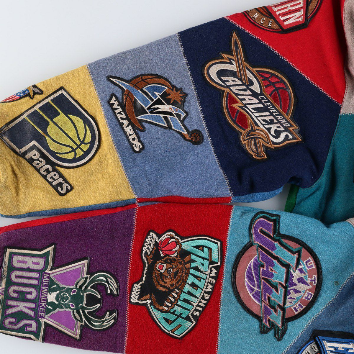 古着 ビッグサイズ 90年代 JEFF HAMILTON NBA チームワッペン 中綿入り