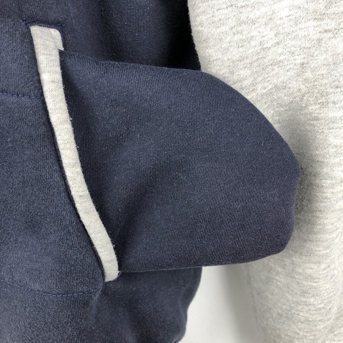 古着 MLB NEW YORK YANKEES ニューヨークヤンキース フード付き