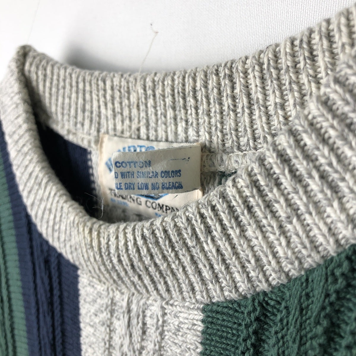 No.893 VINTAGE ヴィンテージ 古着 ニット セーター ストライプ柄 VINTAGE - No.893 VINTAGE ヴィンテージ 古着 ニット セーター