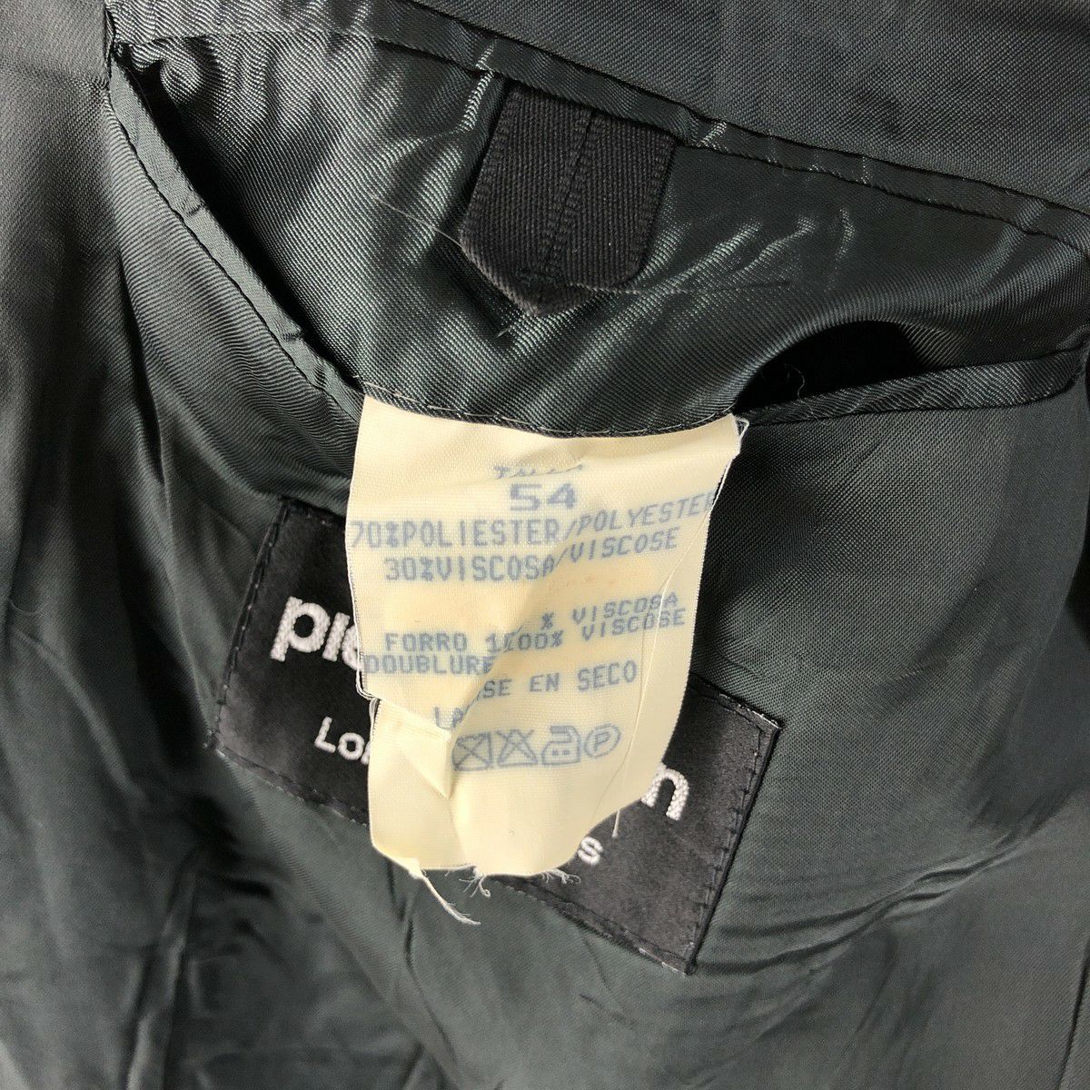 000002484229-05.jpg?size=m&w=