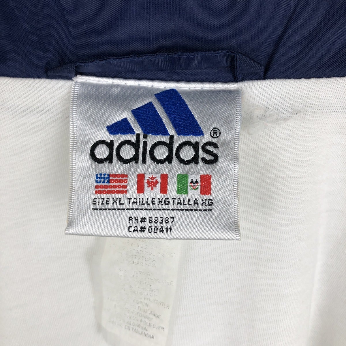古着 90～00年代 アディダス adidas バックロゴ ウインドブレーカー